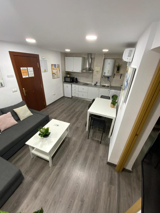 Goya Apartamentos Малага Екстериор снимка