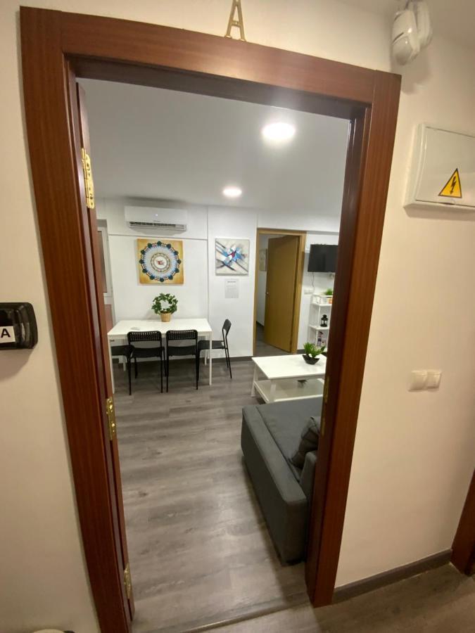 Goya Apartamentos Малага Екстериор снимка
